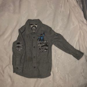 Mini Shatsu gray super hero details button down